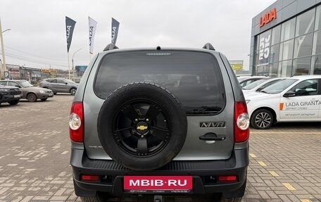 Chevrolet Niva I рестайлинг, 2018 год, 740 000 рублей, 6 фотография