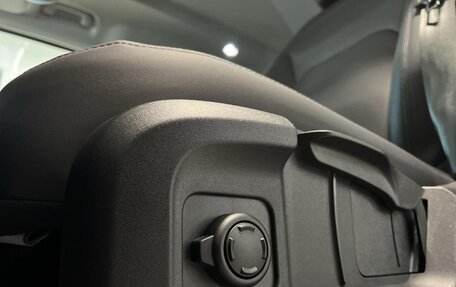 Land Rover Defender II, 2025 год, 13 990 000 рублей, 9 фотография