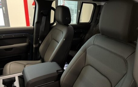Land Rover Defender II, 2025 год, 13 990 000 рублей, 10 фотография
