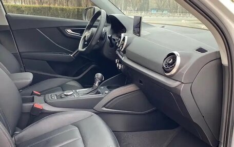 Audi Q2 I, 2022 год, 2 300 000 рублей, 14 фотография