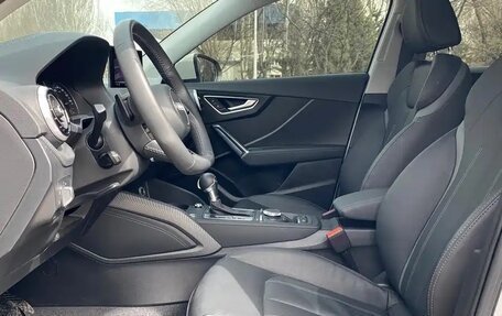 Audi Q2 I, 2022 год, 2 300 000 рублей, 24 фотография