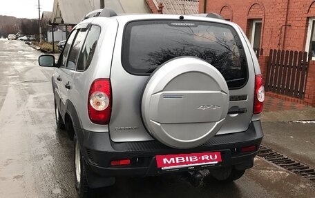 Chevrolet Niva I рестайлинг, 2017 год, 670 000 рублей, 4 фотография