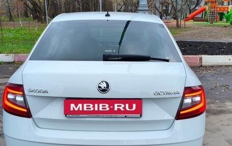 Skoda Octavia, 2018 год, 1 990 000 рублей, 8 фотография