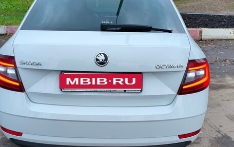 Skoda Octavia, 2018 год, 1 990 000 рублей, 7 фотография