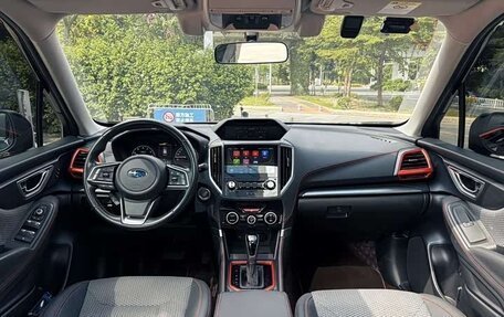 Subaru Forester, 2021 год, 1 899 999 рублей, 10 фотография