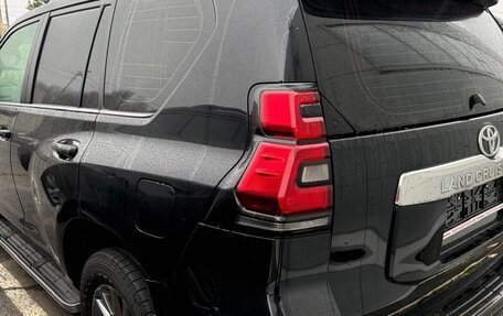 Toyota Land Cruiser Prado 150 рестайлинг 2, 2018 год, 3 850 000 рублей, 4 фотография