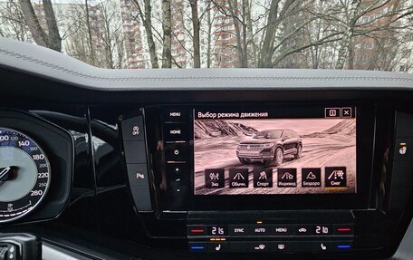 Volkswagen Touareg III, 2019 год, 4 280 000 рублей, 6 фотография