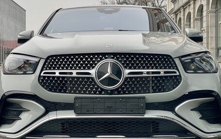 Mercedes-Benz GLE, 2025 год, 15 000 000 рублей, 31 фотография