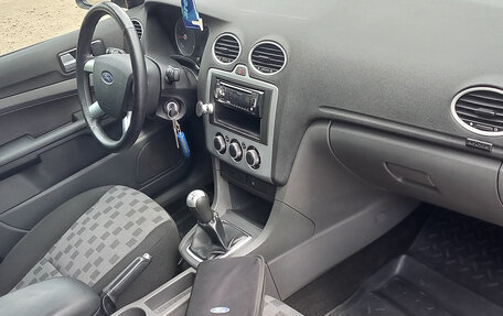 Ford Focus II рестайлинг, 2007 год, 552 000 рублей, 21 фотография