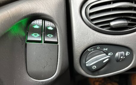 Ford Focus IV, 2004 год, 310 000 рублей, 18 фотография