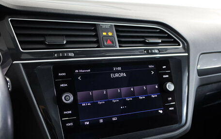 Volkswagen Tiguan II, 2019 год, 2 599 000 рублей, 16 фотография