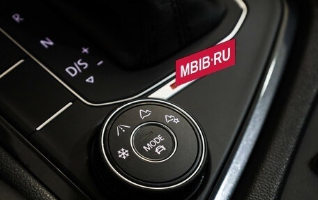 Volkswagen Tiguan II, 2019 год, 2 599 000 рублей, 21 фотография