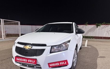 Chevrolet Cruze II, 2012 год, 880 000 рублей, 8 фотография