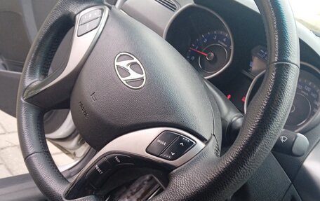 Hyundai Elantra V, 2013 год, 1 300 000 рублей, 8 фотография