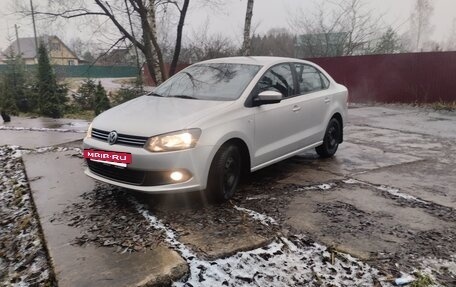 Volkswagen Polo VI (EU Market), 2012 год, 860 000 рублей, 2 фотография
