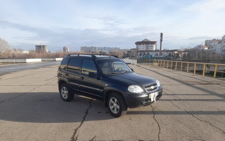 Chevrolet Niva I рестайлинг, 2014 год, 570 000 рублей, 3 фотография