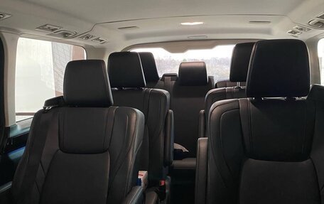 Toyota HiAce H300, 2020 год, 6 577 000 рублей, 11 фотография