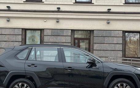 Toyota RAV4, 2025 год, 4 390 000 рублей, 6 фотография