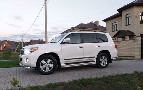 Toyota Land Cruiser 200, 2015 год, 4 800 000 рублей, 2 фотография
