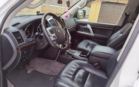 Toyota Land Cruiser 200, 2015 год, 4 800 000 рублей, 15 фотография