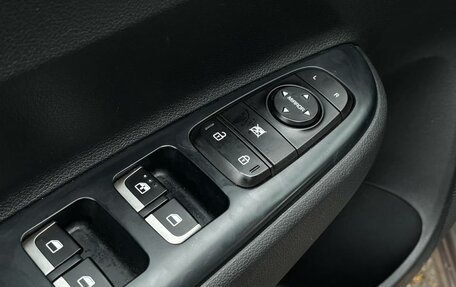 KIA Rio IV, 2021 год, 1 580 000 рублей, 11 фотография