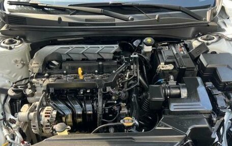 Hyundai Elantra, 2022 год, 1 777 000 рублей, 10 фотография