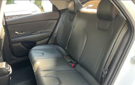 Hyundai Elantra, 2022 год, 1 777 000 рублей, 18 фотография