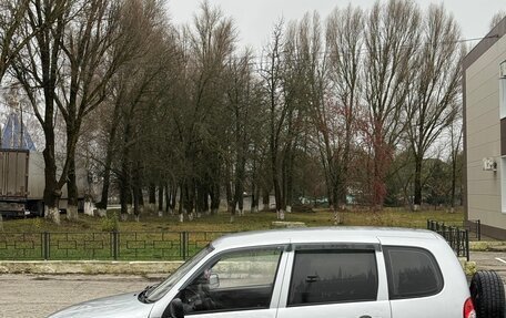 Chevrolet Niva I рестайлинг, 2010 год, 435 000 рублей, 6 фотография