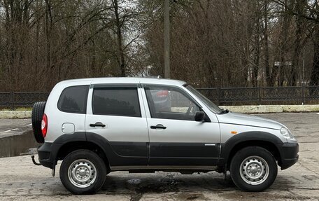 Chevrolet Niva I рестайлинг, 2010 год, 435 000 рублей, 7 фотография