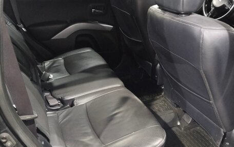 Mitsubishi Outlander III рестайлинг 3, 2011 год, 1 120 000 рублей, 6 фотография