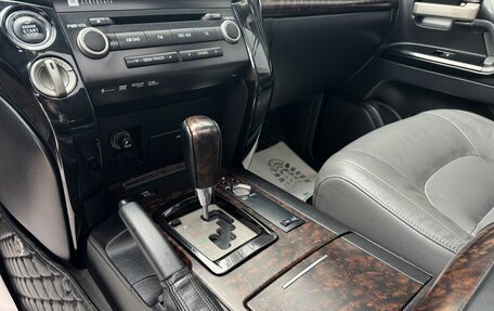 Toyota Land Cruiser 200, 2010 год, 3 385 000 рублей, 18 фотография