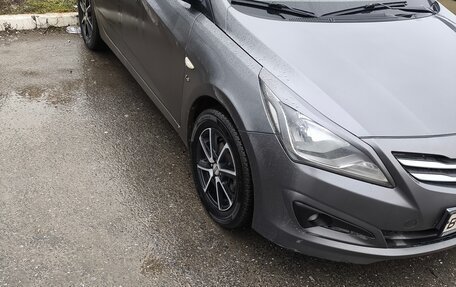 Hyundai Solaris II рестайлинг, 2016 год, 685 000 рублей, 1 фотография