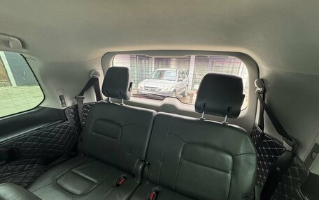 Toyota Land Cruiser 200, 2010 год, 3 385 000 рублей, 22 фотография