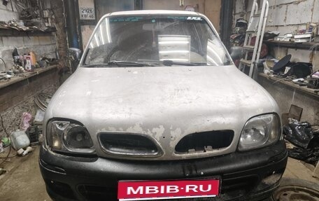 Nissan Micra II, 2001 год, 60 000 рублей, 1 фотография