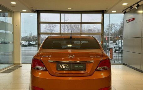 Hyundai Solaris II рестайлинг, 2014 год, 857 000 рублей, 5 фотография