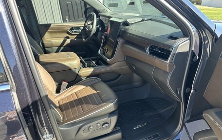 GMC Yukon IV, 2025 год, 16 875 600 рублей, 10 фотография