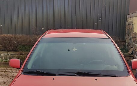 Toyota Matrix, 2003 год, 650 000 рублей, 5 фотография