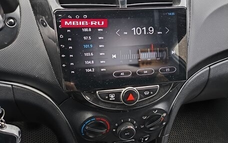 Hyundai Solaris II рестайлинг, 2016 год, 685 000 рублей, 9 фотография