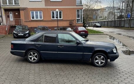 Mercedes-Benz W124, 1991 год, 150 000 рублей, 3 фотография