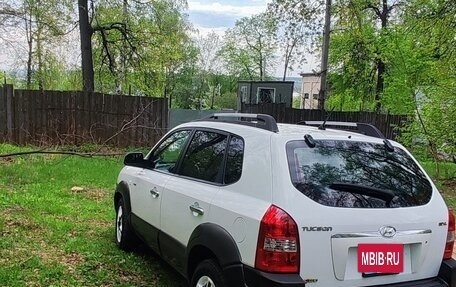 Hyundai Tucson III, 2005 год, 700 000 рублей, 2 фотография