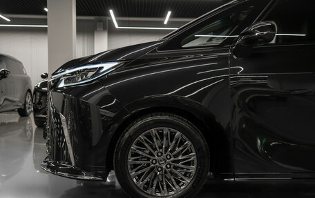 Lexus LM, 2024 год, 17 510 000 рублей, 32 фотография