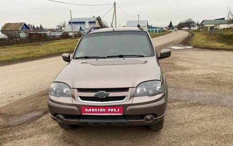 Chevrolet Niva I рестайлинг, 2014 год, 550 000 рублей, 1 фотография