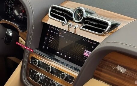 Bentley Bentayga I, 2024 год, 23 989 060 рублей, 38 фотография