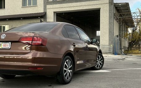 Volkswagen Jetta VI, 2016 год, 1 350 000 рублей, 3 фотография