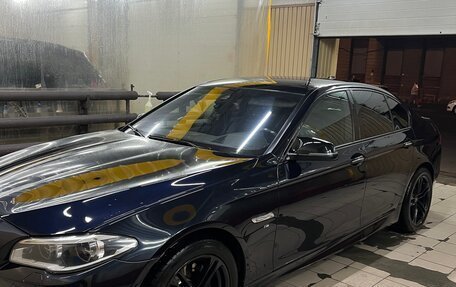 BMW 5 серия, 2013 год, 2 950 000 рублей, 3 фотография