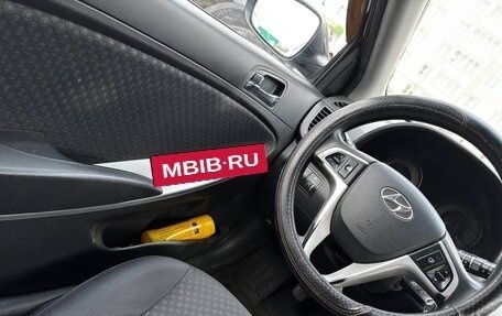 Hyundai Solaris II рестайлинг, 2011 год, 549 000 рублей, 10 фотография