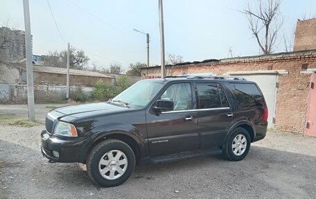 Lincoln Navigator, 2005 год, 1 200 000 рублей, 3 фотография