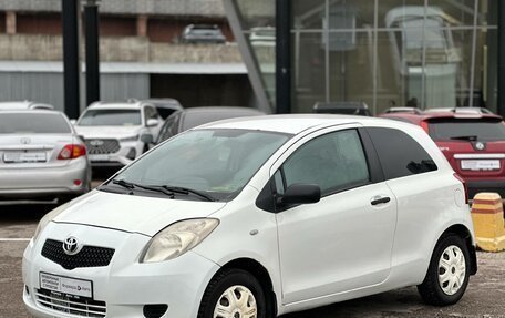 Toyota Yaris III рестайлинг, 2008 год, 448 000 рублей, 3 фотография