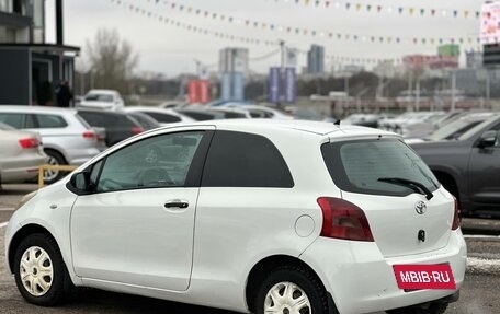 Toyota Yaris III рестайлинг, 2008 год, 448 000 рублей, 4 фотография