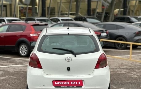 Toyota Yaris III рестайлинг, 2008 год, 448 000 рублей, 5 фотография